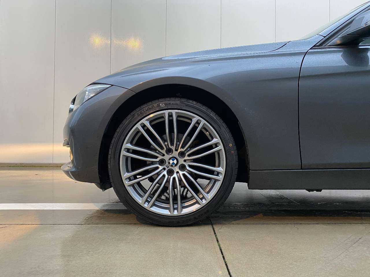 Leconte Motors -  BMW 318