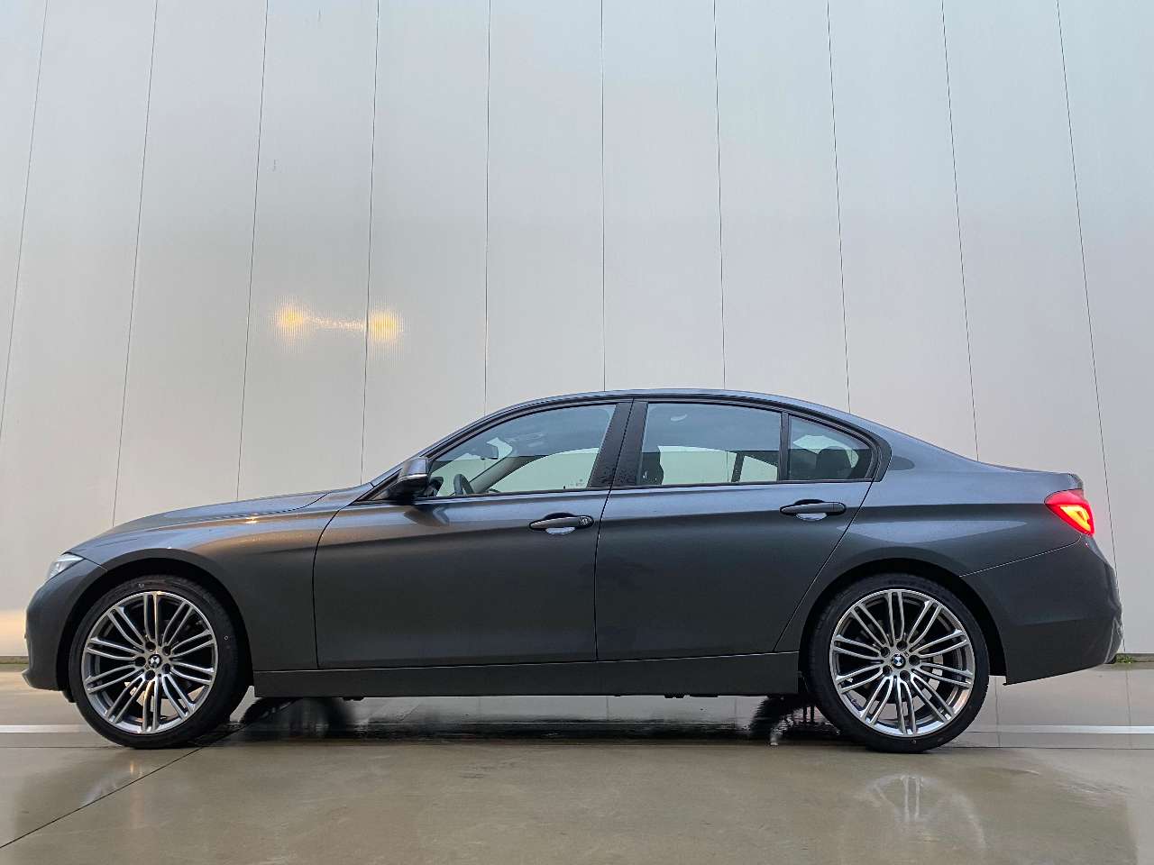 Leconte Motors -  BMW 318