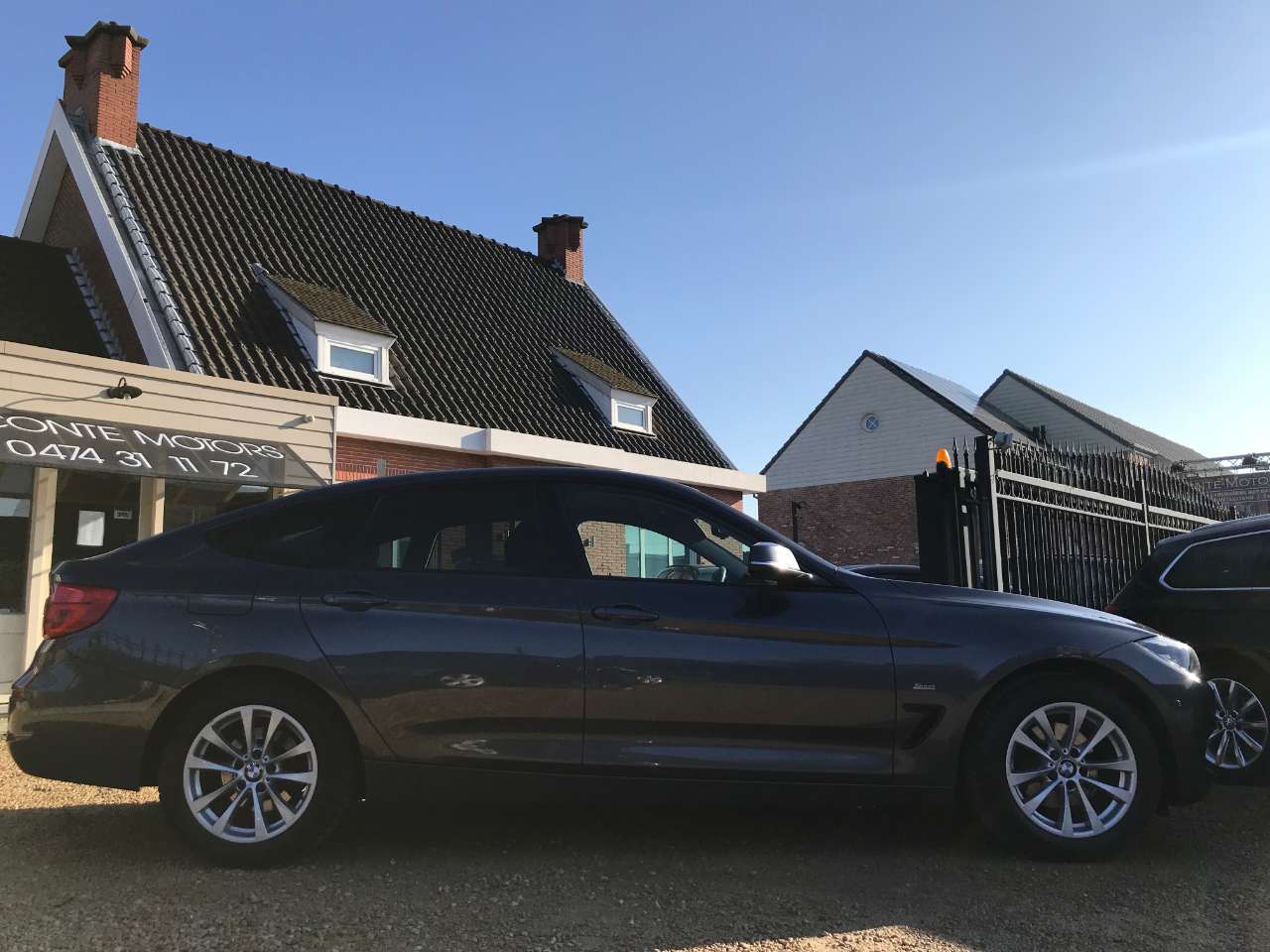 Leconte Motors -  BMW 320