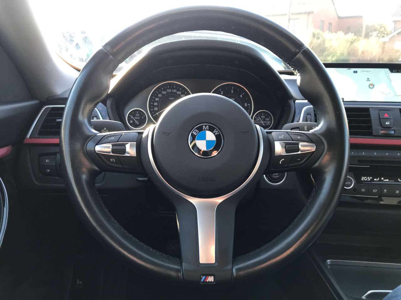 Leconte Motors -  BMW 320