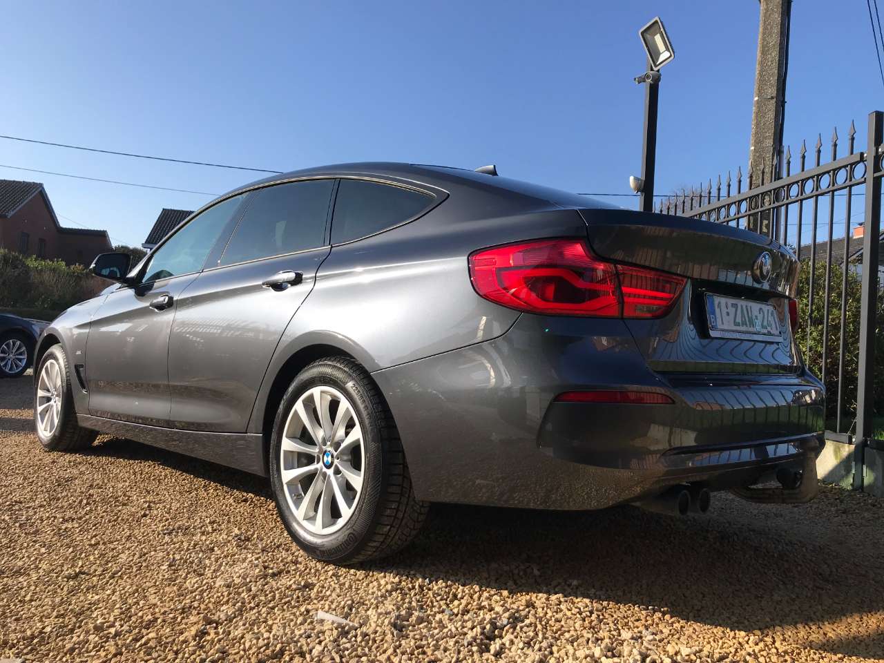 Leconte Motors -  BMW 320