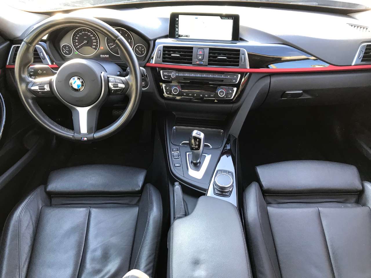 Leconte Motors -  BMW 320