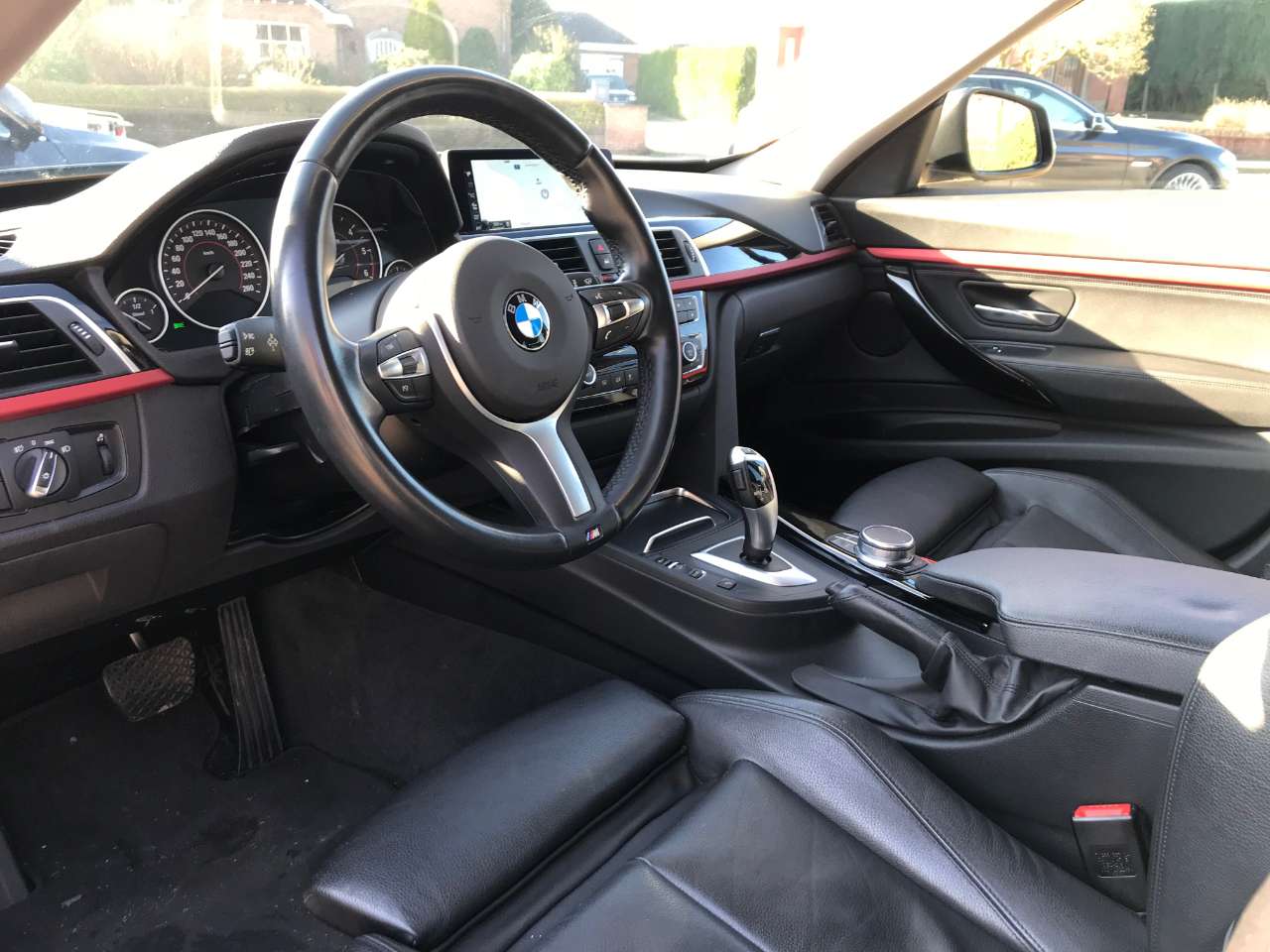 Leconte Motors -  BMW 320