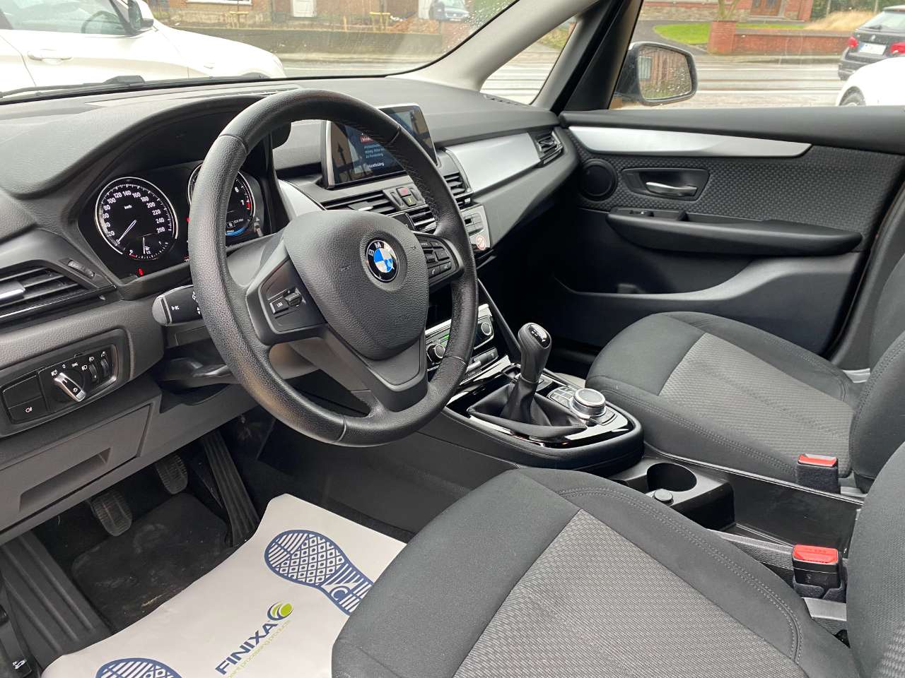 Leconte Motors -  BMW 216