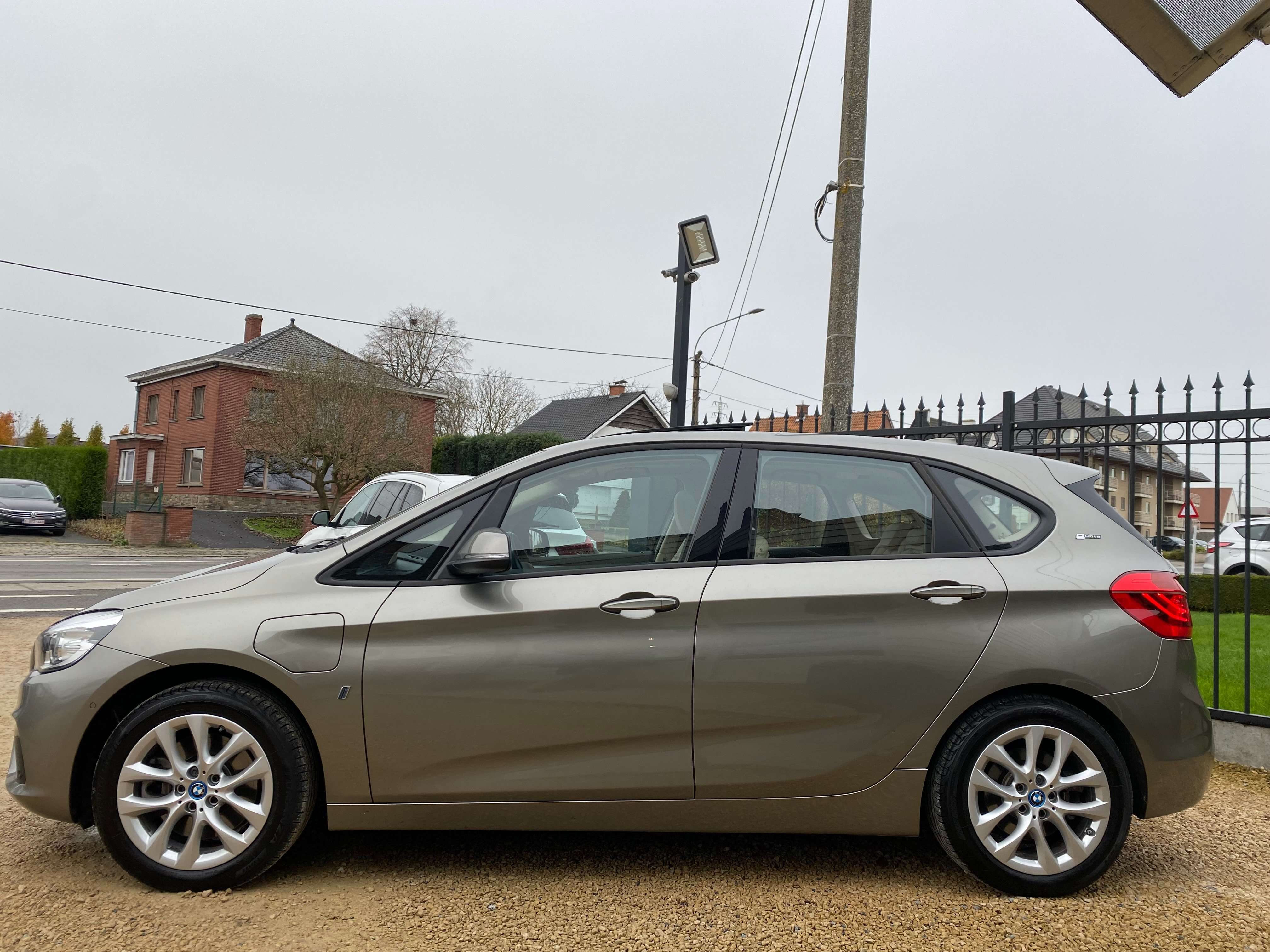 Leconte Motors -  BMW 225