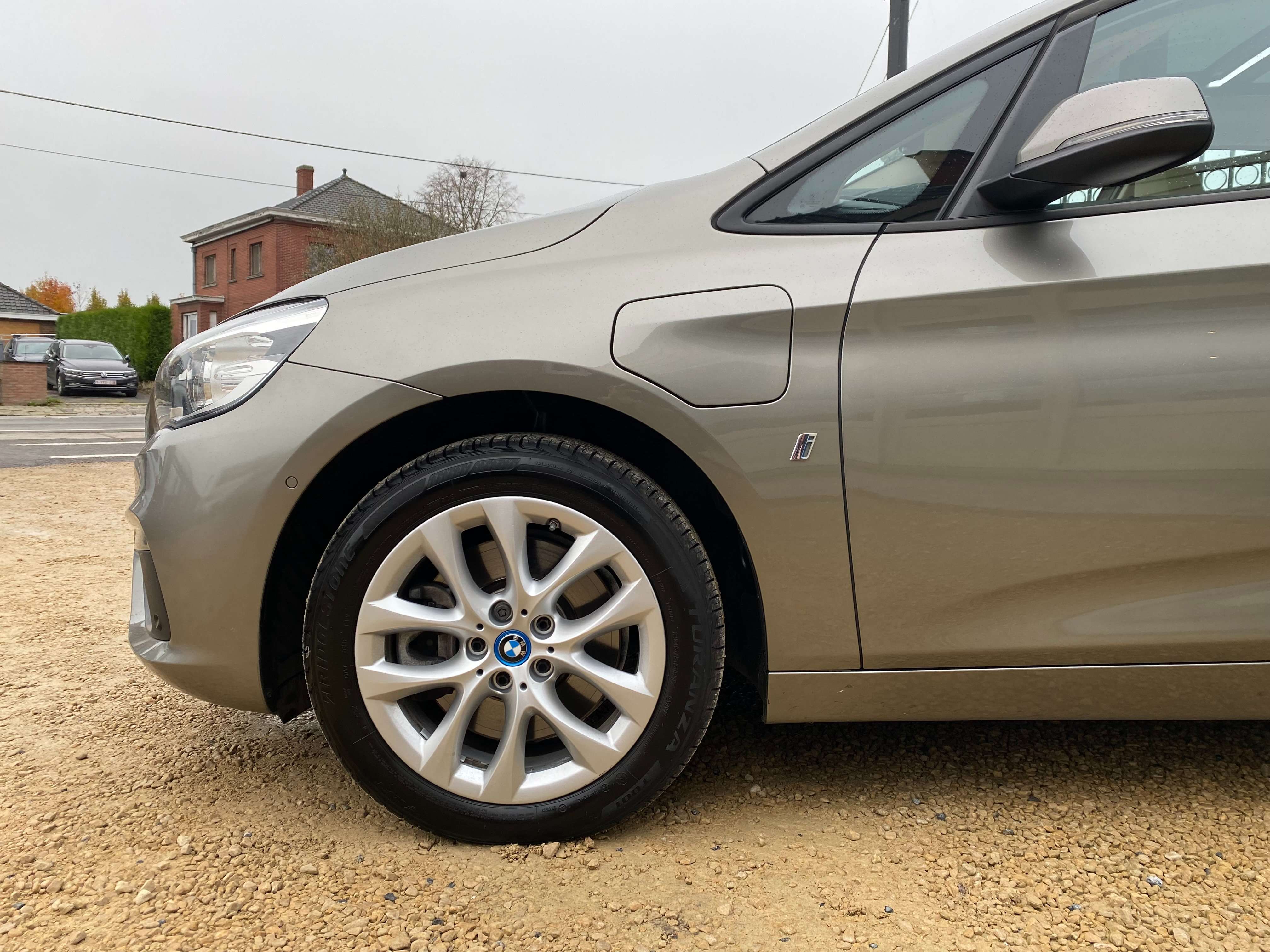 Leconte Motors -  BMW 225