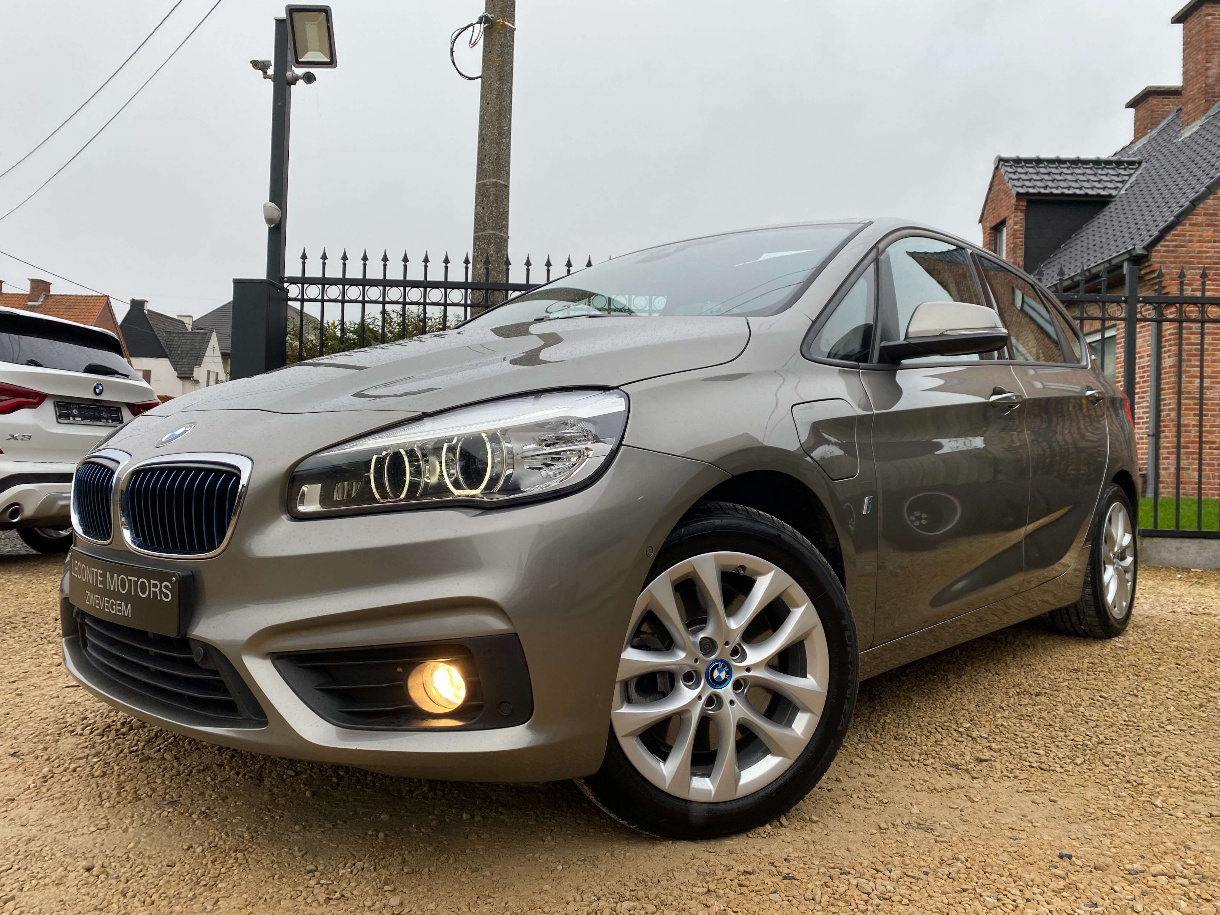 Leconte Motors -  BMW 225