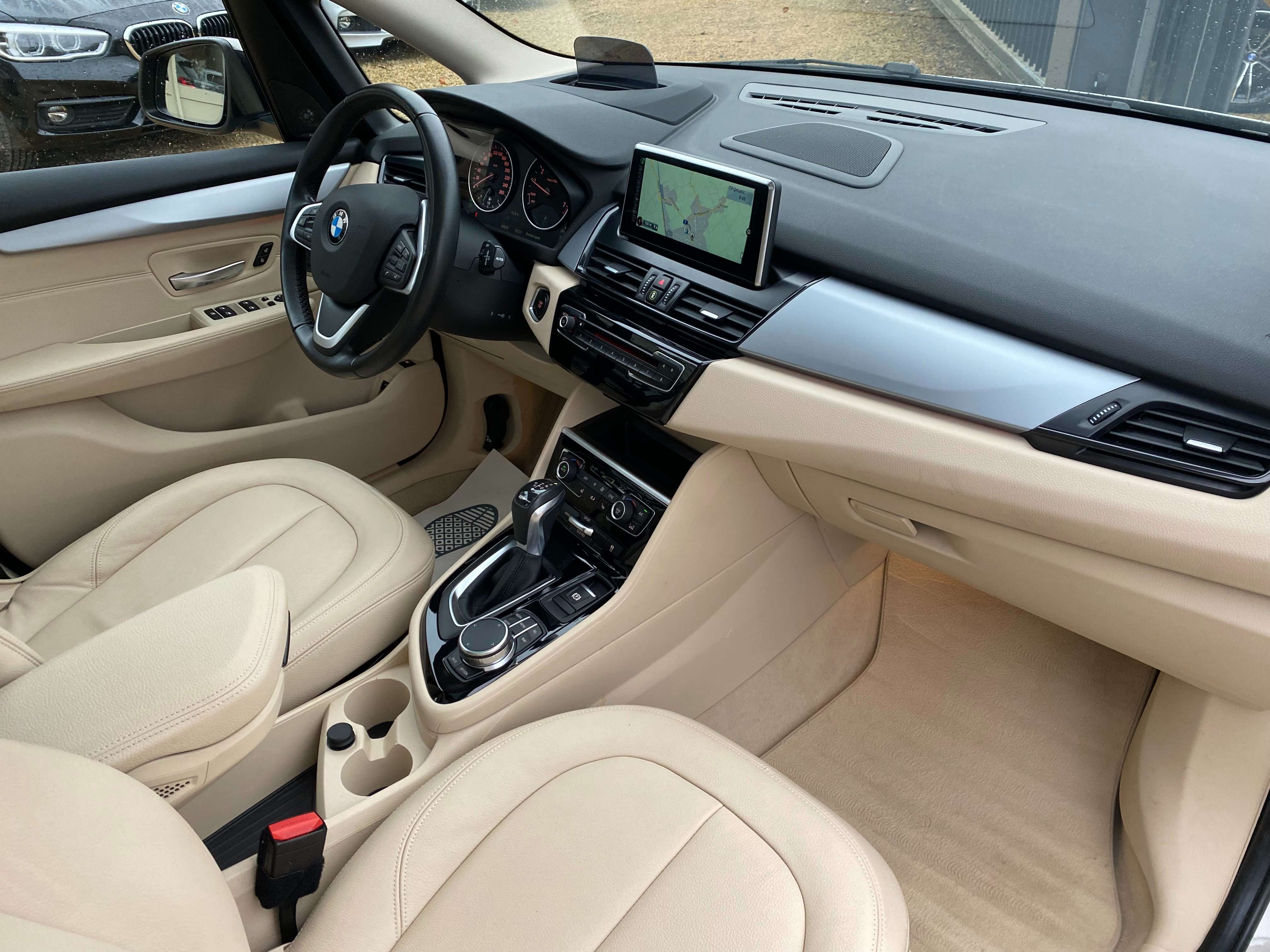 Leconte Motors -  BMW 225
