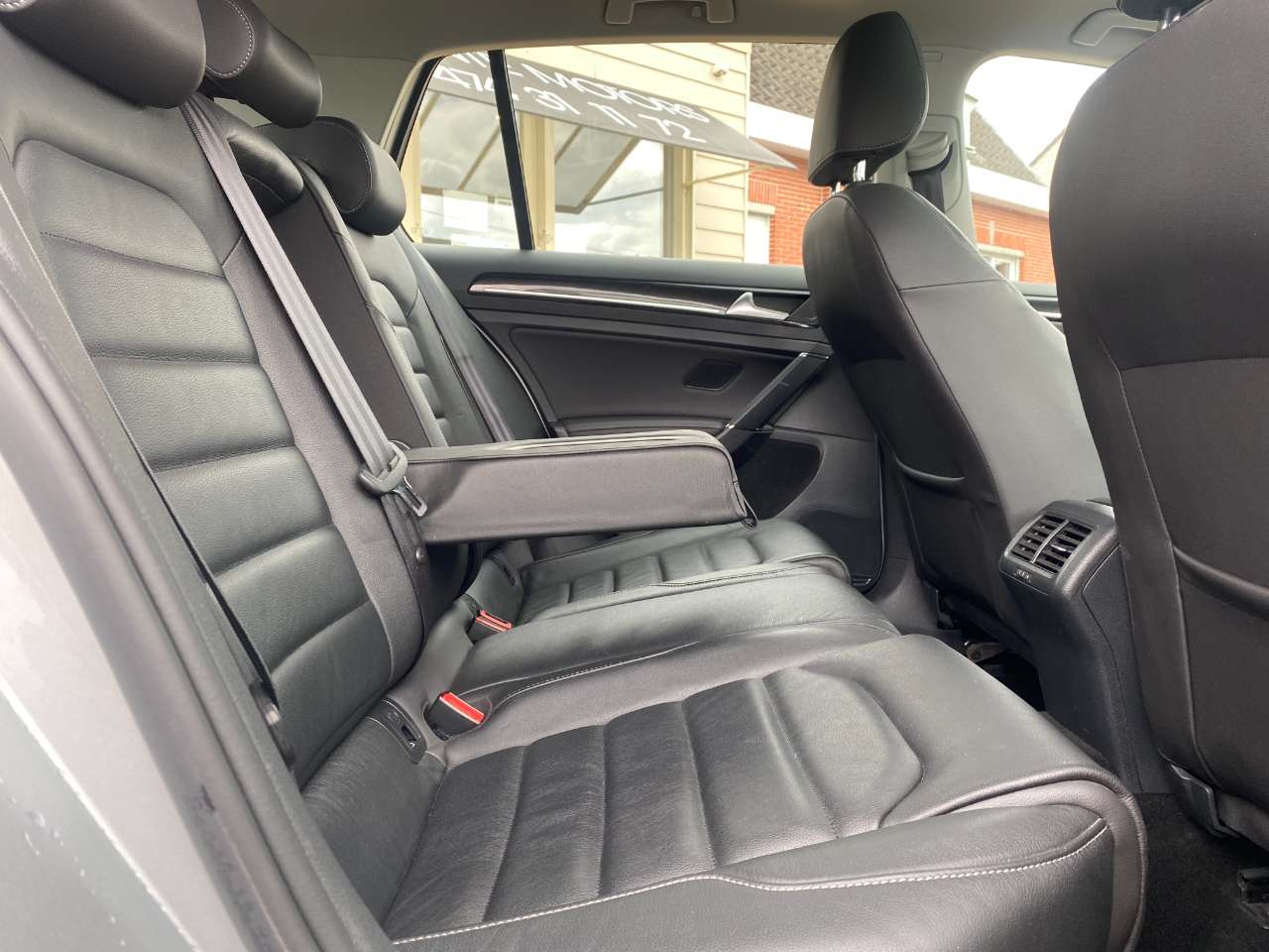 Leconte Motors -  Volkswagen Golf