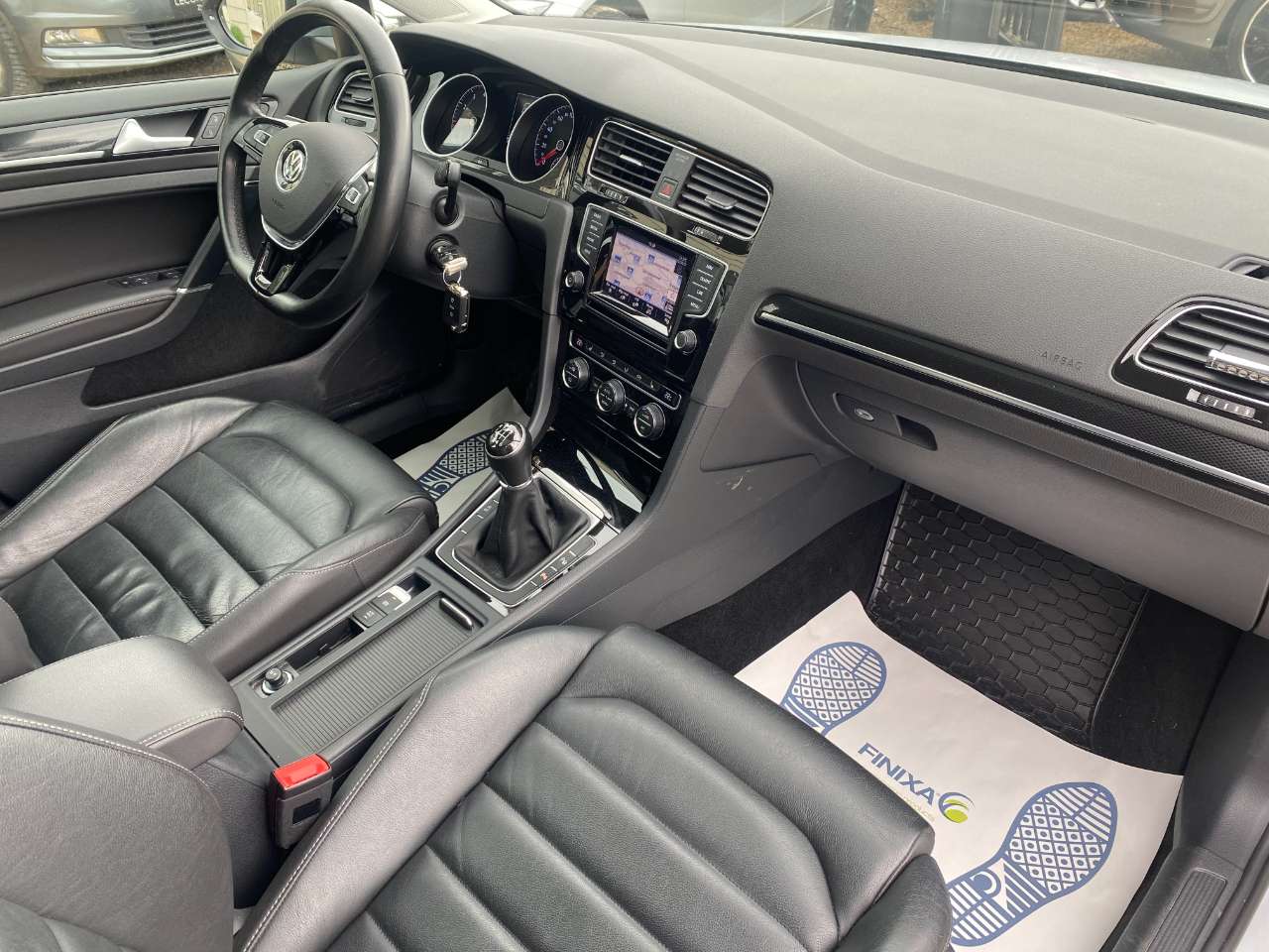 Leconte Motors -  Volkswagen Golf