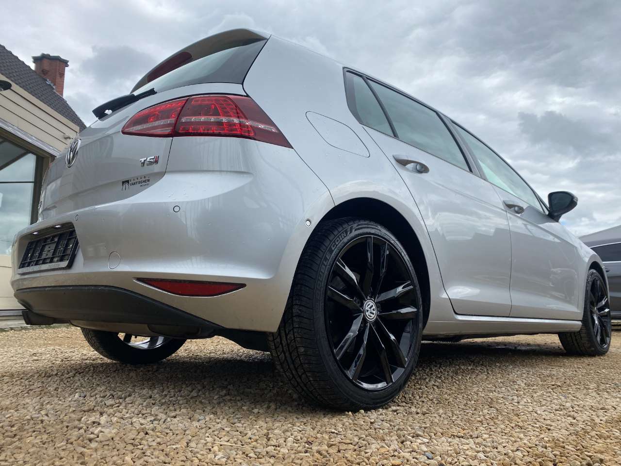 Leconte Motors -  Volkswagen Golf