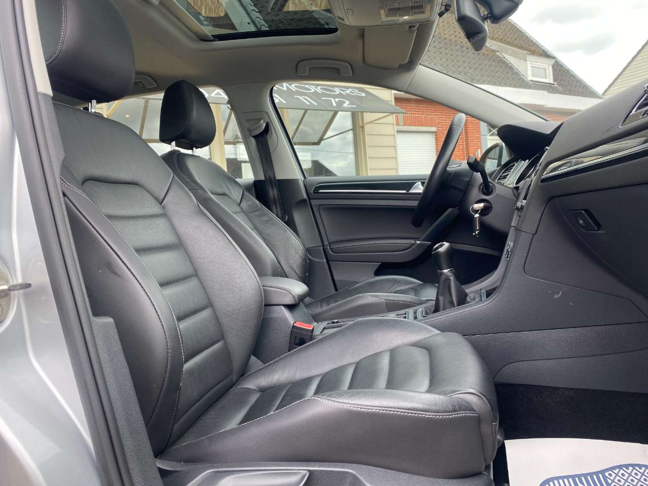 Leconte Motors -  Volkswagen Golf