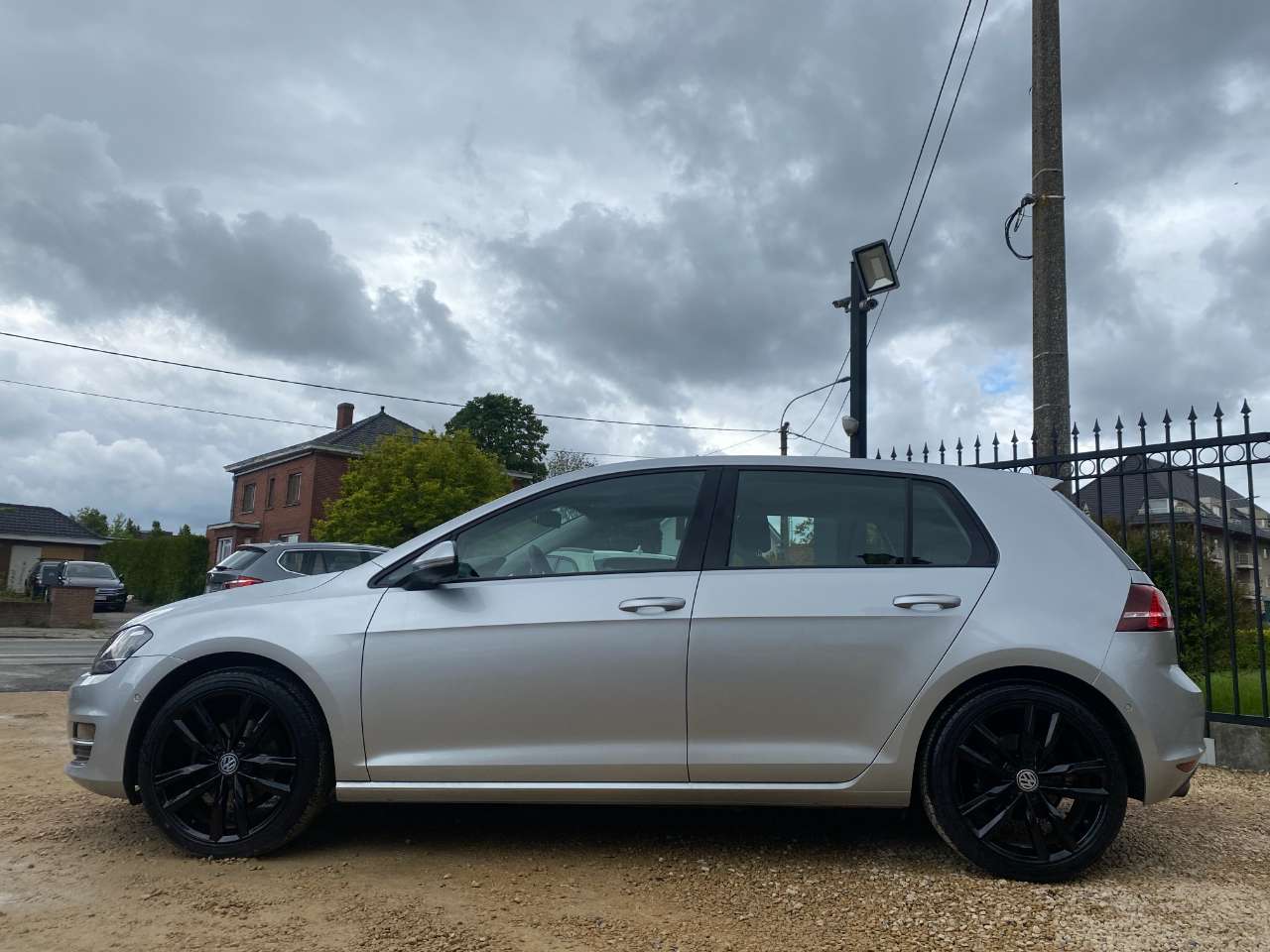 Leconte Motors -  Volkswagen Golf