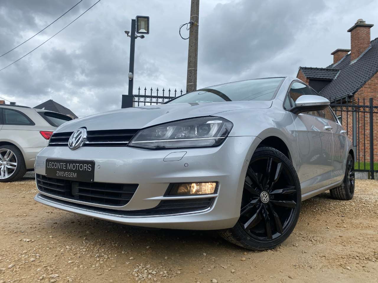 Leconte Motors -  Volkswagen Golf