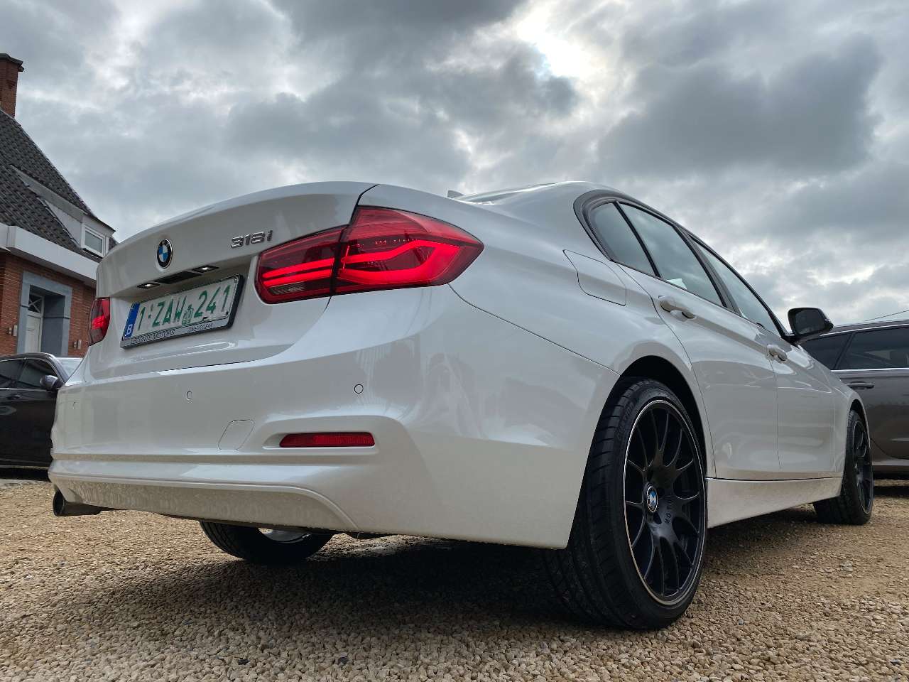 Leconte Motors -  BMW 318