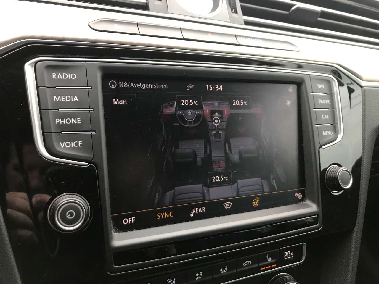 Leconte Motors -  Volkswagen Passat Variant