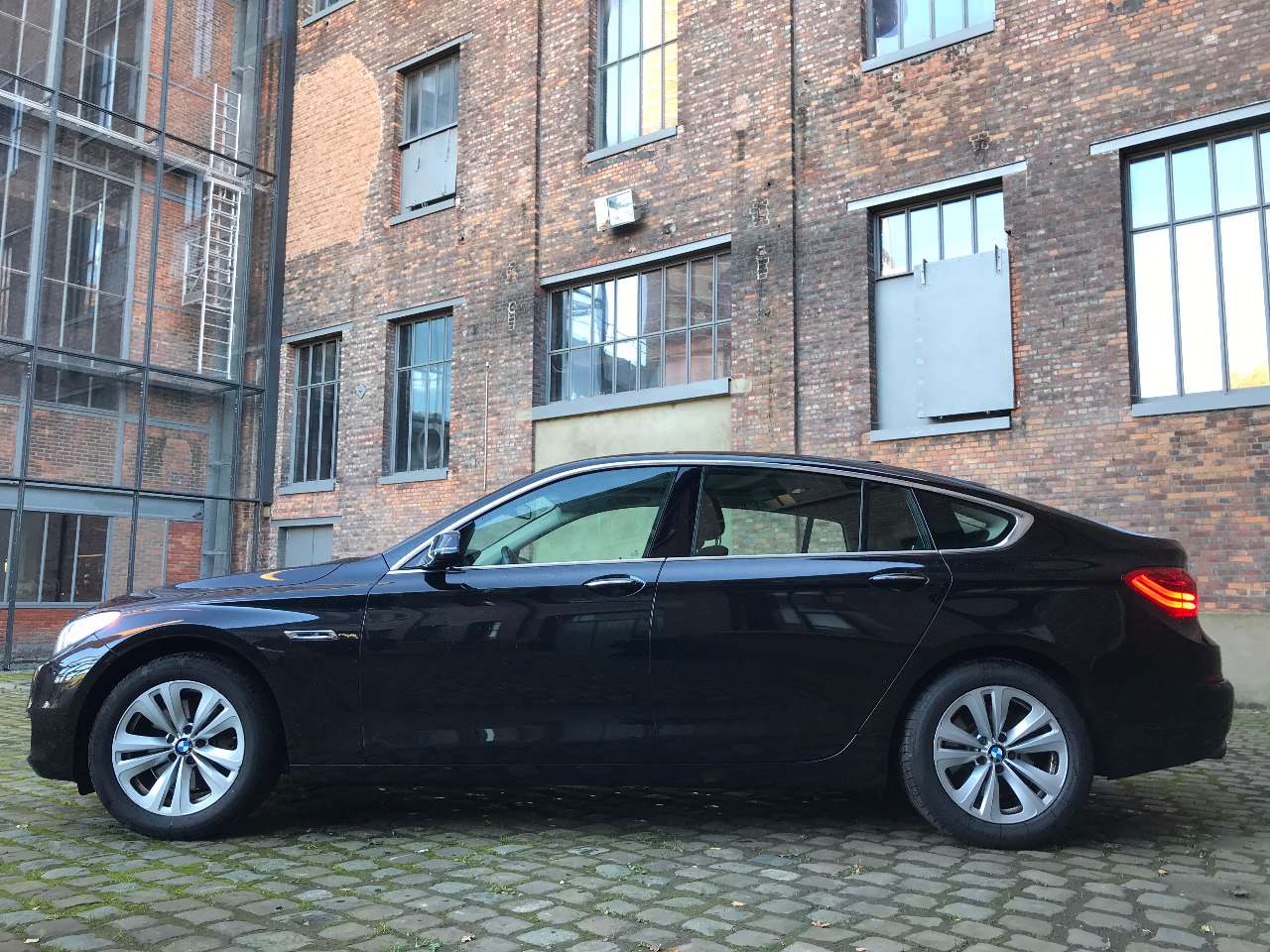 Leconte Motors -  BMW 520