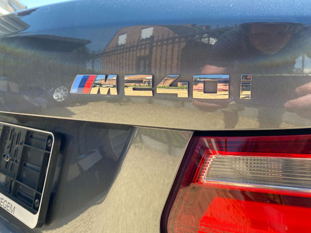 Leconte Motors -  BMW 240