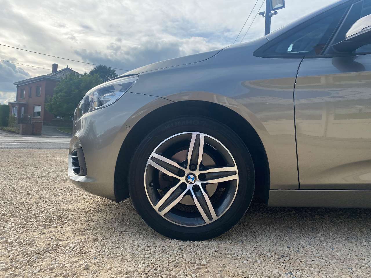 Leconte Motors -  BMW 216