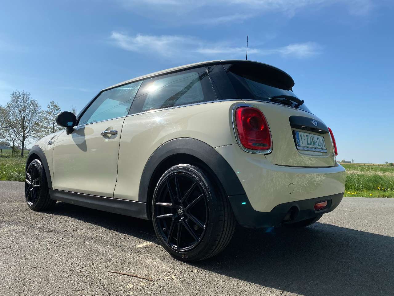 Leconte Motors -  MINI One