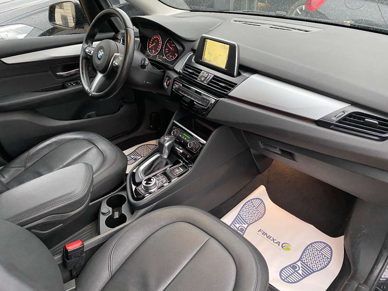 Leconte Motors -  BMW 216