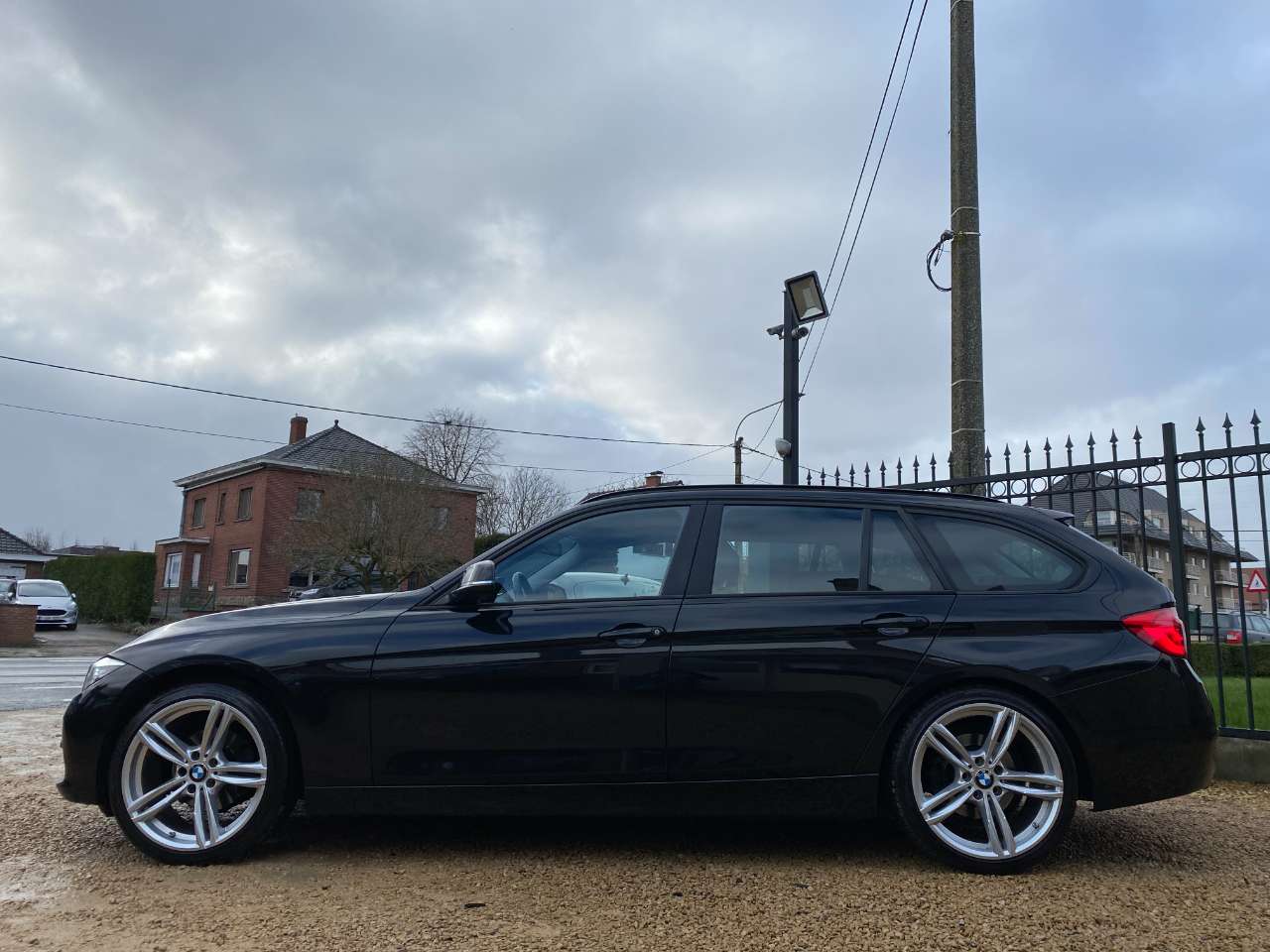 Leconte Motors -  BMW 318
