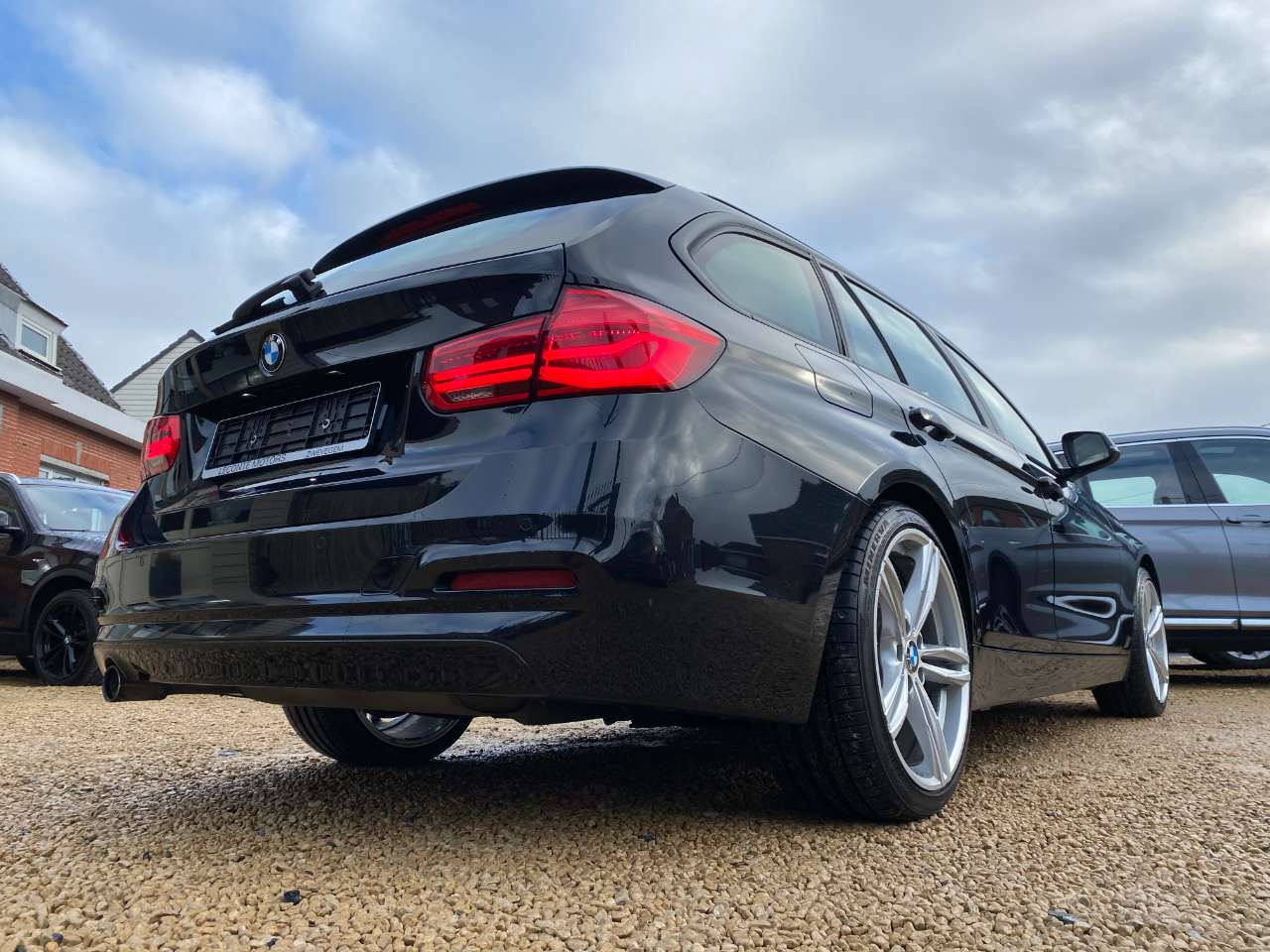 Leconte Motors -  BMW 318