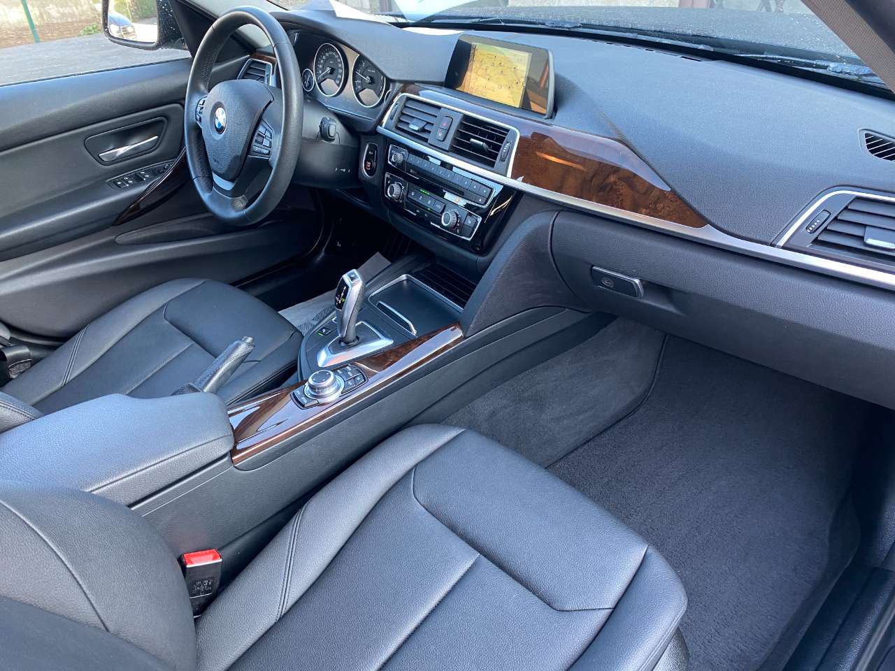 Leconte Motors -  BMW 318