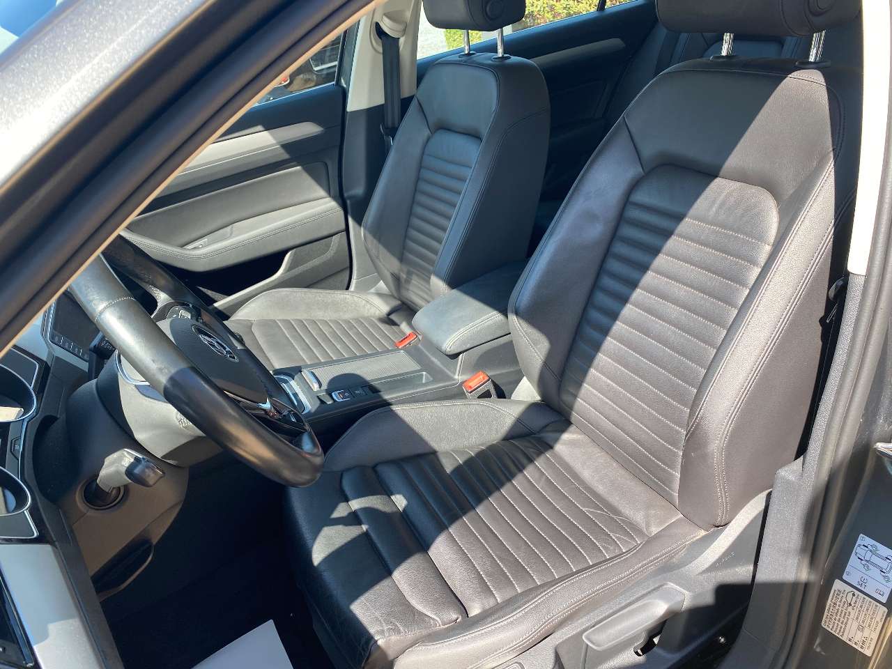 Leconte Motors -  Volkswagen Passat Variant