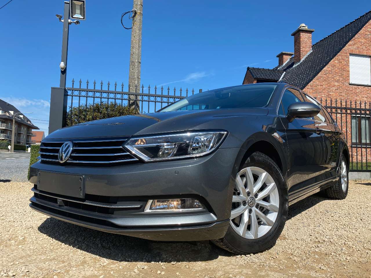 Leconte Motors -  Volkswagen Passat Variant