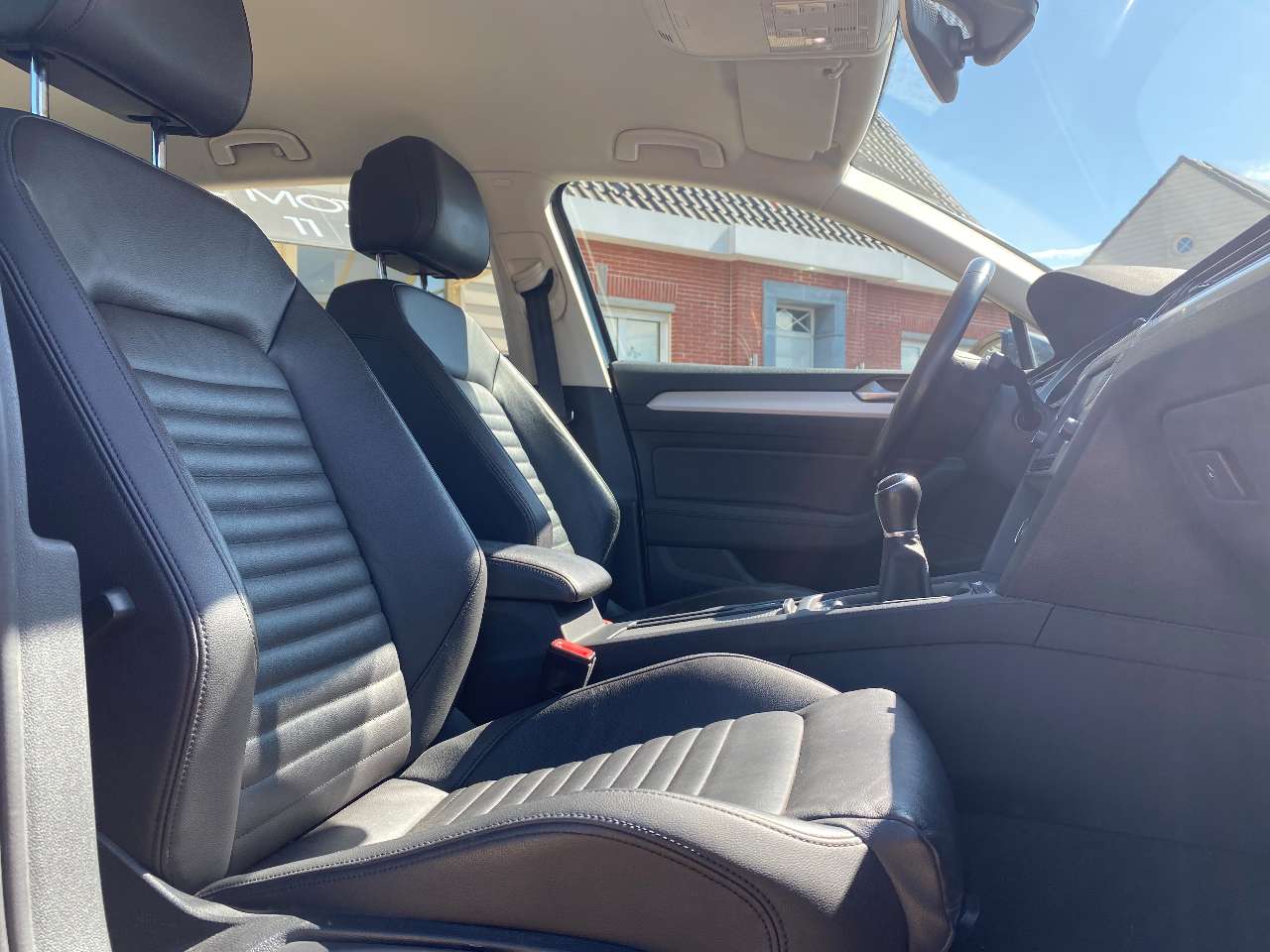 Leconte Motors -  Volkswagen Passat Variant