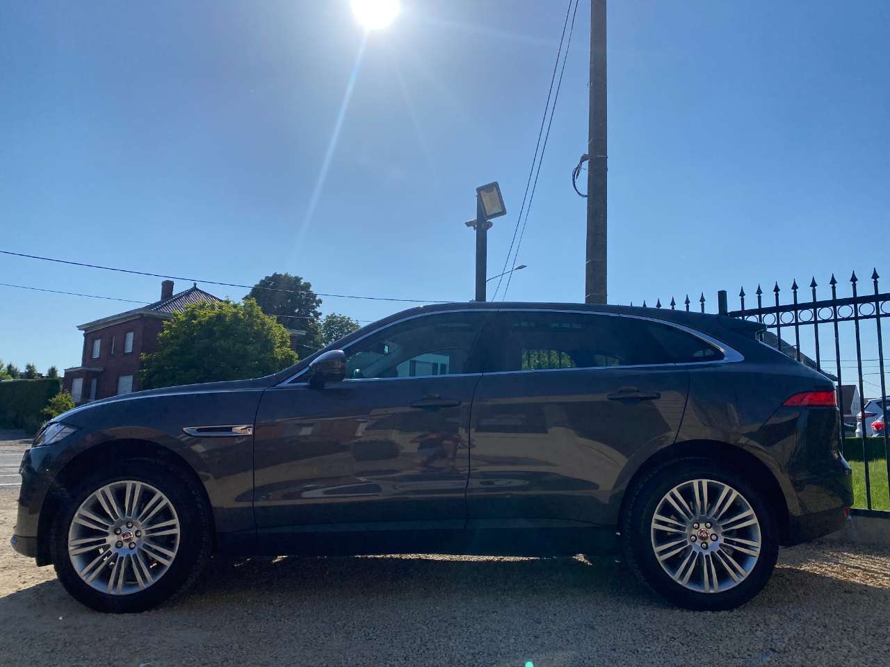 Leconte Motors -  Jaguar F-Pace
