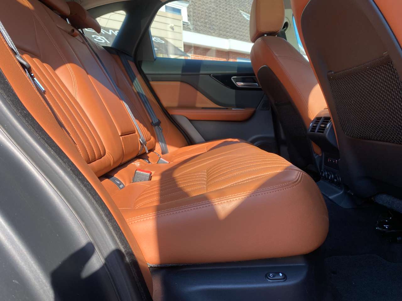 Leconte Motors -  Jaguar F-Pace