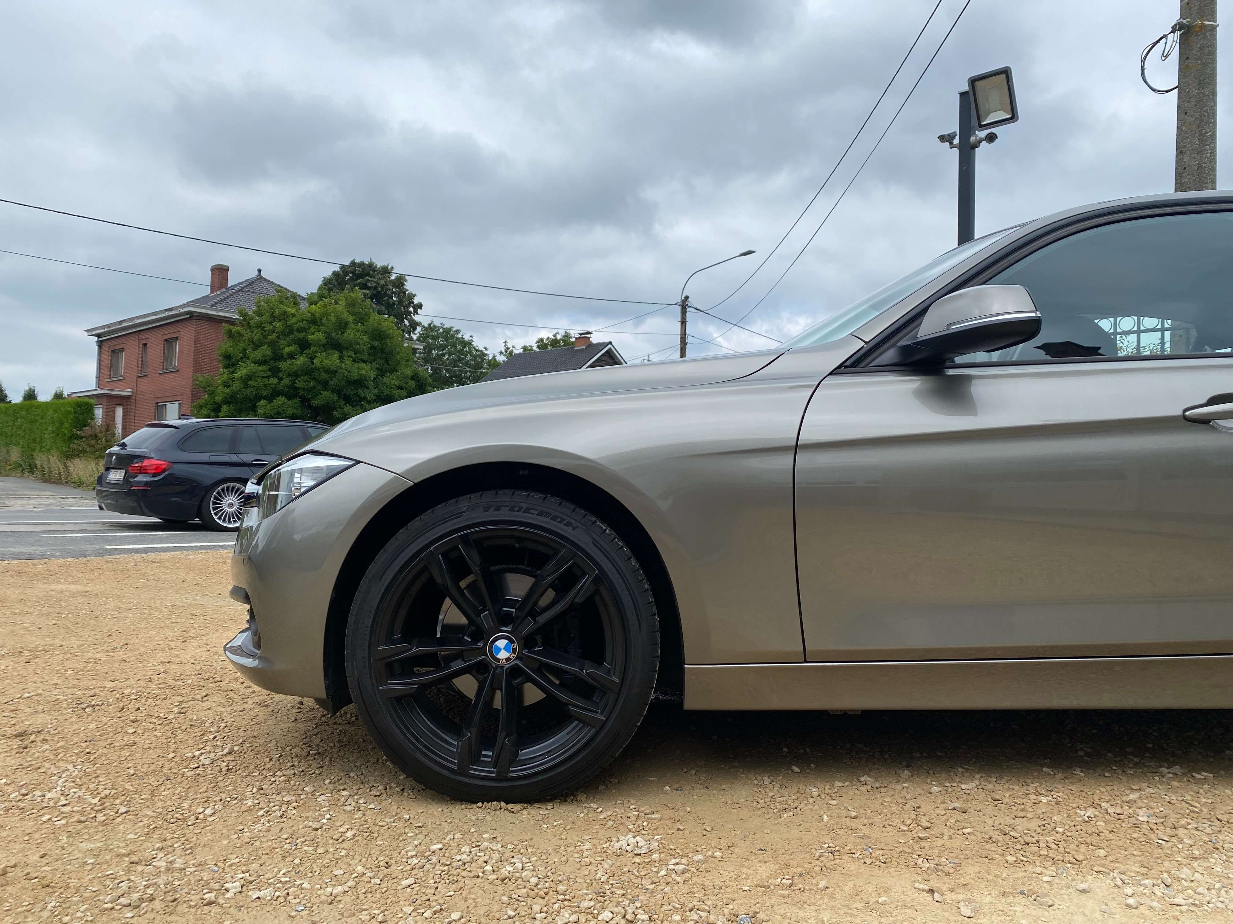 Leconte Motors -  BMW 318