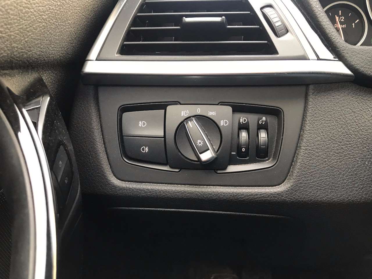 Leconte Motors -  BMW 318