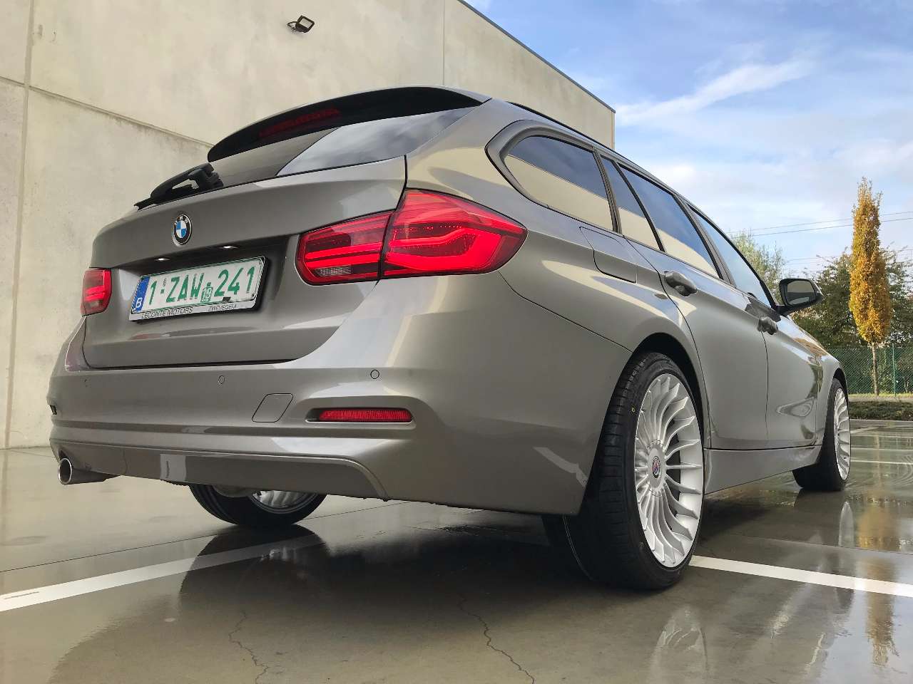 Leconte Motors -  BMW 318