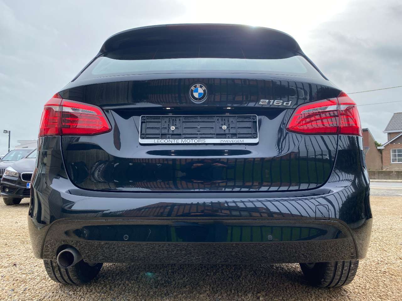 Leconte Motors -  BMW 216