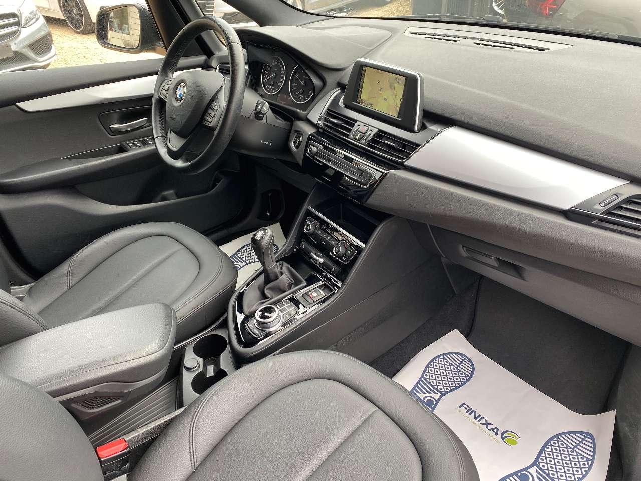Leconte Motors -  BMW 216